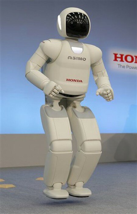 Asimo saute à cloche pied
