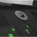 Concept d’ordinateur de poche pliable avec 3 écrans tactiles