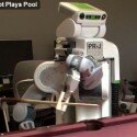 Un robot PR2 qui joue au billard